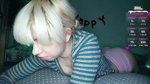 Snapshot of cruellagoth666 chatting on 01-23-25, 04:37 cruellagoth666 online show from 01-23-25, 04:37