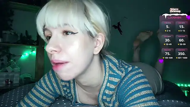 Snapshot of cruellagoth666 chatting on 01-31-25, 03:55 cruellagoth666 online show from 01-31-25, 03:55