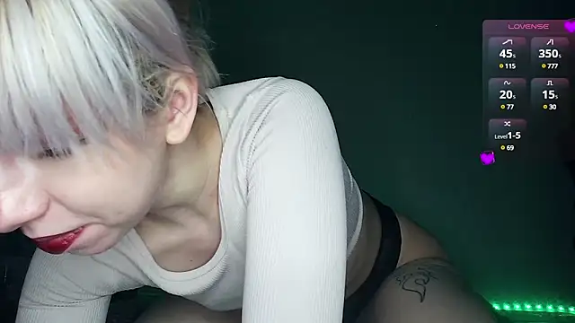 Snapshot of cruellagoth666 chatting on 02-20-25, 03:41 cruellagoth666 online show from 02-20-25, 03:41