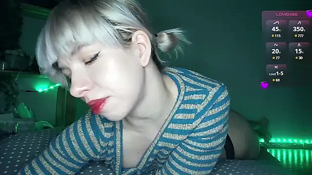 Snapshot of cruellagoth666 chatting on 02-24-25, 05:31 cruellagoth666 online show from 02-24-25, 05:31