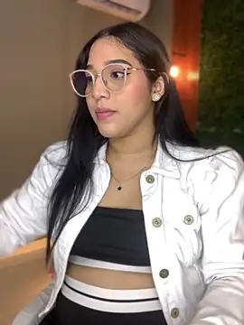 Snapshot of Amandanauty chatting on 12-25-24, 06:41 Amandanauty online show from 12-25-24, 06:41