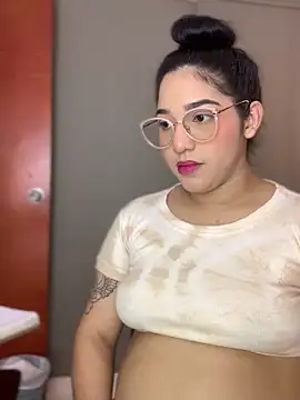 Snapshot of Amandanauty chatting on 01-07-25, 11:24 Amandanauty online show from 01-07-25, 11:24