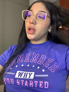 Snapshot of Amandanauty chatting on 01-13-25, 02:07 Amandanauty online show from 01-13-25, 02:07