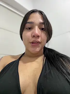 Snapshot of Amandanauty chatting on 02-09-25, 03:22 Amandanauty online show from 02-09-25, 03:22