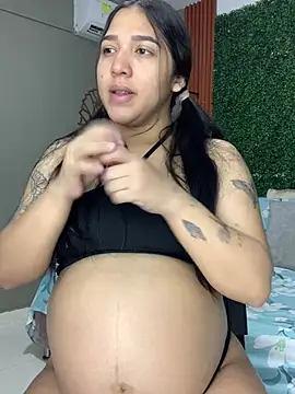 Snapshot of Amandanauty chatting on 03-02-25, 07:02 Amandanauty online show from 03-02-25, 07:02