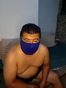 Calamaco07 online show from 12-15-25, 05:44