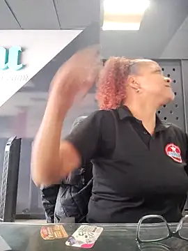 BayleyBanks online show from 02-13-26, 06:15