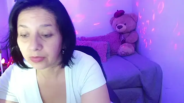 camilalatti online show from 10-04-25, 11:58