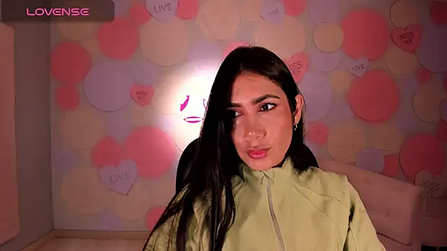 Snapshot of MarieJaneX chatting on 01-05-25, 10:43 MarieJaneX online show from 01-05-25, 10:43