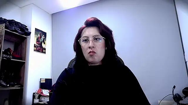 Snapshot of Scarlett_Sen chatting on 05-14-26, 03:08 Scarlett Sen online show from 05-14-26, 03:08