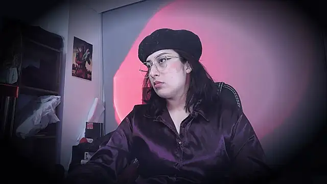 Snapshot of Scarlett_Sen chatting on 06-03-26, 03:17 Scarlett Sen online show from 06-03-26, 03:17