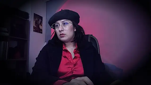 Snapshot of Scarlett_Sen chatting on 06-10-26, 02:38 Scarlett Sen online show from 06-10-26, 02:38