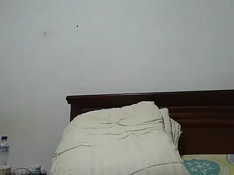 Snapshot of x-sebastian chatting on 10-27-25, 01:20 x-sebastian online show from 10-27-25, 01:20