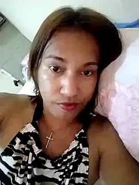 Snapshot of Angel_Camshot chatting on 02-07-25, 04:06 Angel Camshot online show from 02-07-25, 04:06