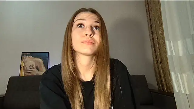 Snapshot of LovelyKatea chatting on 02-08-25, 01:33 LovelyKatea online show from 02-08-25, 01:33