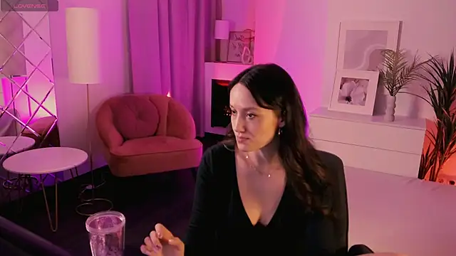 Snapshot of AgnesGoddess chatting on 09-26-25, 08:51 AgnesGoddess online show from 09-26-25, 08:51