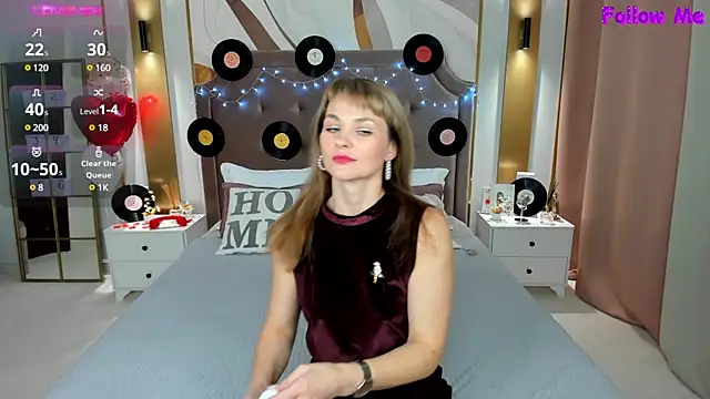 Snapshot of annasimonsj chatting on 03-11-25, 12:44 annasimonsj online show from 03-11-25, 12:44