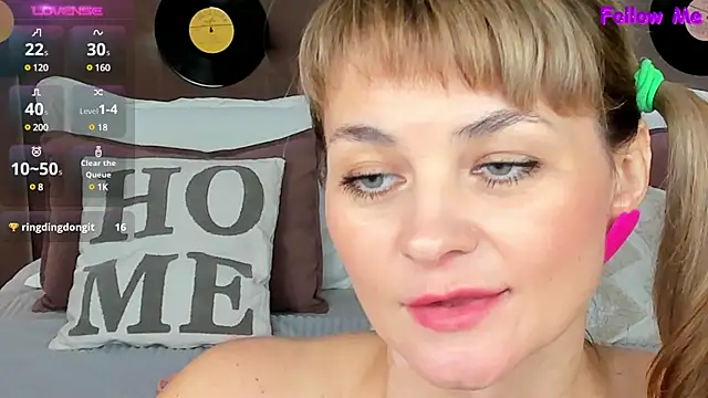 Snapshot of annasimonsj chatting on 03-12-25, 04:08 annasimonsj online show from 03-12-25, 04:08