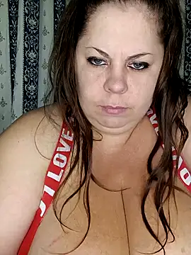 Snapshot of Ginabig chatting on 09-20-25, 05:30 Ginabig online show from 09-20-25, 05:30