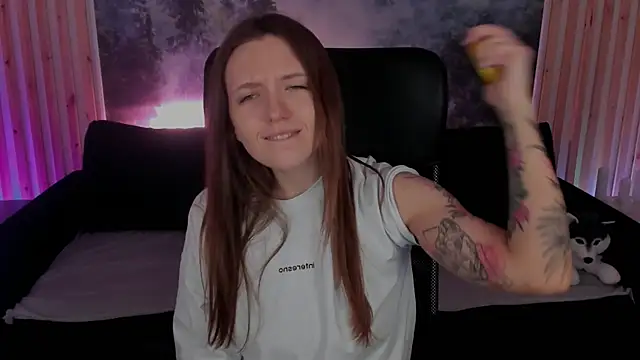 JennyDens online show from 01-10-25, 03:39