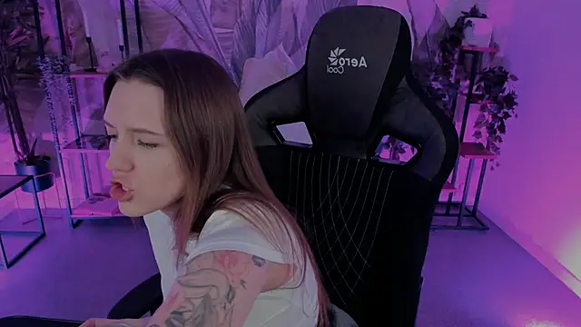 JennyDens online show from 03-03-25, 05:31