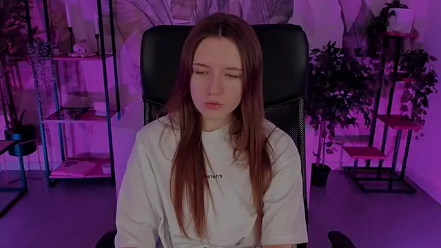 JennyDens online show from 03-13-25, 05:54