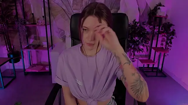 JennyDens online show from 03-21-25, 04:06