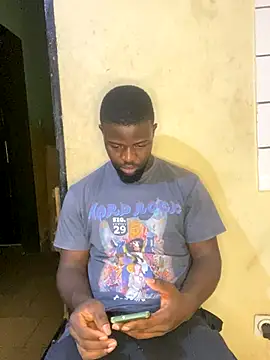 Snapshot of vannycov chatting on 09-29-25, 11:31 vannycov online show from 09-29-25, 11:31