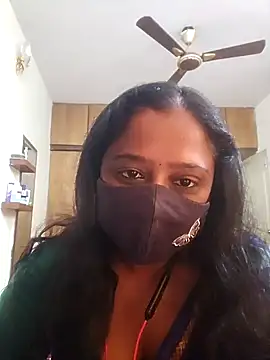 Snapshot of sexynayan23 chatting on 01-20-25, 06:10 sexynayan23 online show from 01-20-25, 06:10