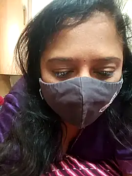 Snapshot of sexynayan23 chatting on 01-21-25, 07:37 sexynayan23 online show from 01-21-25, 07:37