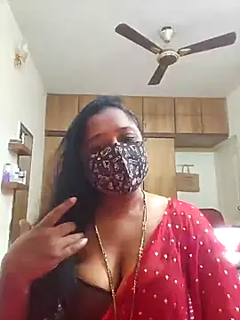 Snapshot of sexynayan23 chatting on 01-23-25, 05:13 sexynayan23 online show from 01-23-25, 05:13