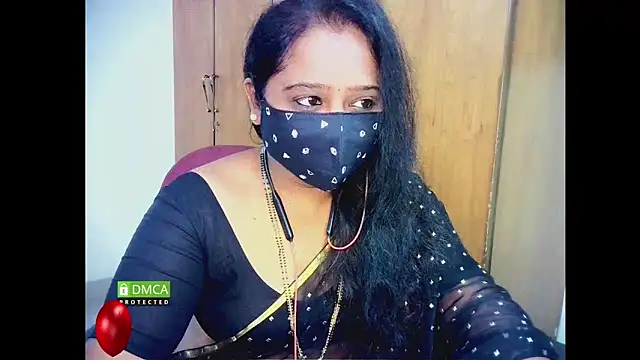 Snapshot of sexynayan23 chatting on 01-23-25, 12:19 sexynayan23 online show from 01-23-25, 12:19