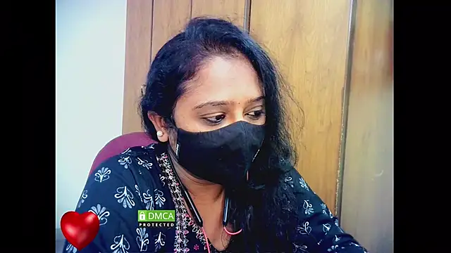 Snapshot of sexynayan23 chatting on 09-27-25, 06:02 sexynayan23 online show from 09-27-25, 06:02