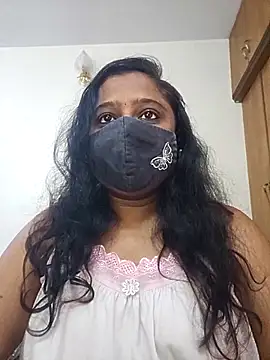 Snapshot of sexynayan23 chatting on 10-06-25, 05:49 sexynayan23 online show from 10-06-25, 05:49