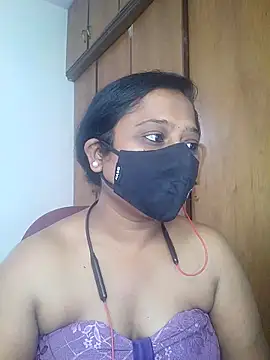 sexynayan23 online show from 04-28-26, 05:34