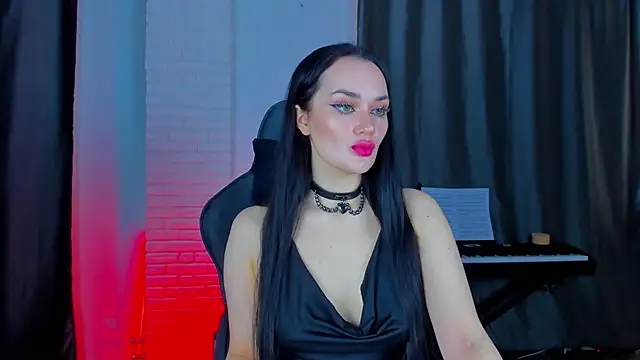 QueenAliss online show from 02-10-25, 07:04