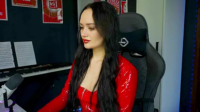 QueenAliss online show from 09-18-25, 03:52