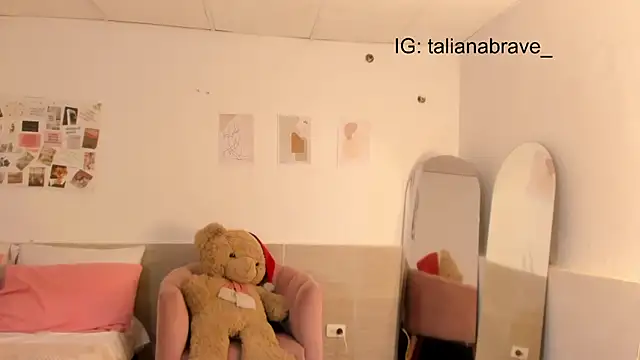 Snapshot of ValienteGirl_ chatting on 10-05-25, 03:05 ValienteGirl online show from 10-05-25, 03:05