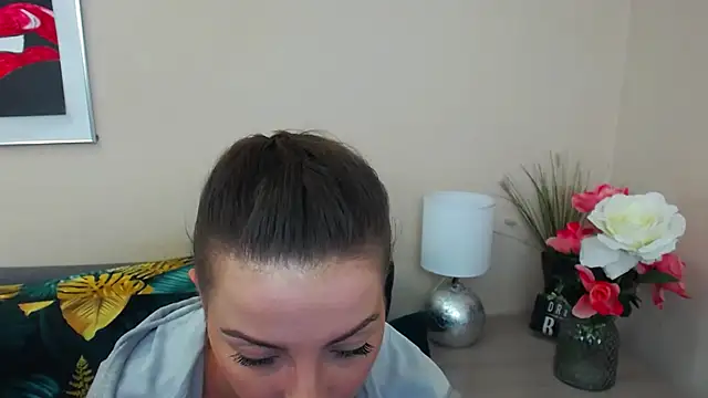 Snapshot of NatalieSexy chatting on 02-20-25, 10:27 NatalieSexy online show from 02-20-25, 10:27