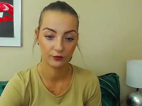 Snapshot of NatalieSexy chatting on 10-29-25, 07:21 NatalieSexy online show from 10-29-25, 07:21