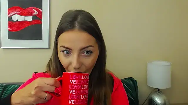 Snapshot of NatalieSexy chatting on 11-28-25, 07:11 NatalieSexy online show from 11-28-25, 07:11