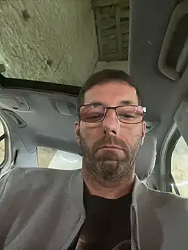 steph19x5 online show from 05-18-26, 06:14