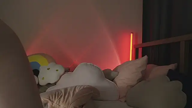 Snapshot of MiracleSandy chatting on 03-04-25, 07:22 MiracleSandy online show from 03-04-25, 07:22