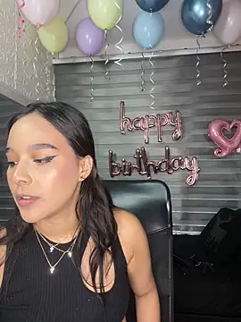 Little Amber6 online show from 01-08-25, 09:23