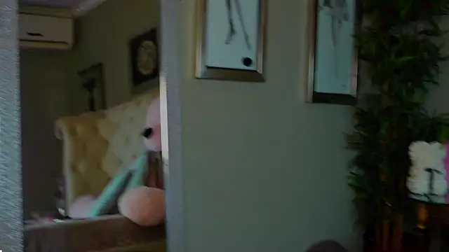 Snapshot of Squirt_Tanya chatting on 01-11-25, 04:27 Squirt Tanya online show from 01-11-25, 04:27