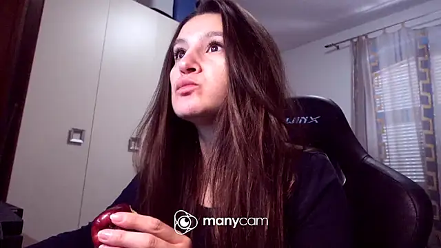 Snapshot of GodlyTheia chatting on 01-13-25, 12:24 GodlyTheia online show from 01-13-25, 12:24