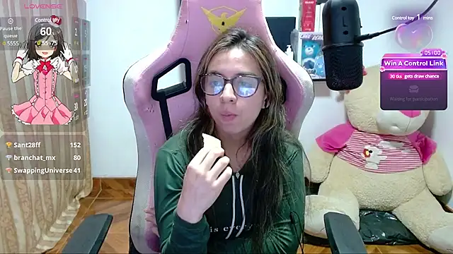 Snapshot of Maggie_Fox3 chatting on 12-07-24, 05:15 Maggie Fox3 online show from 12-07-24, 05:15