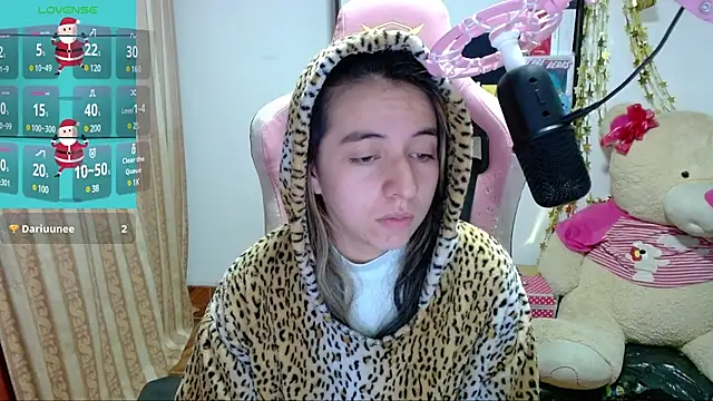 Snapshot of Maggie_Fox3 chatting on 01-01-25, 01:26 Maggie Fox3 online show from 01-01-25, 01:26