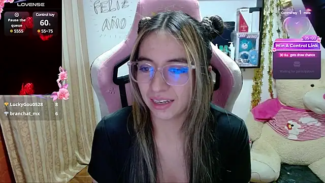 Snapshot of Maggie_Fox3 chatting on 01-05-25, 07:49 Maggie Fox3 online show from 01-05-25, 07:49