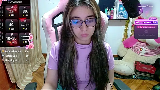 Snapshot of Maggie_Fox3 chatting on 01-17-25, 04:39 Maggie Fox3 online show from 01-17-25, 04:39